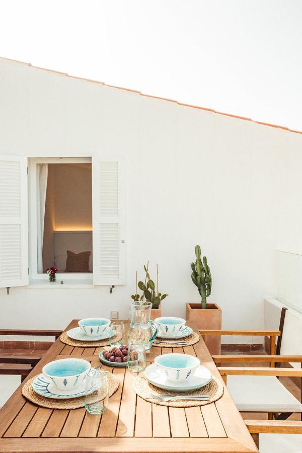 Apartamento Las Golondrinas Arenal - Adults Only Arenal d'en Castell Ngoại thất bức ảnh