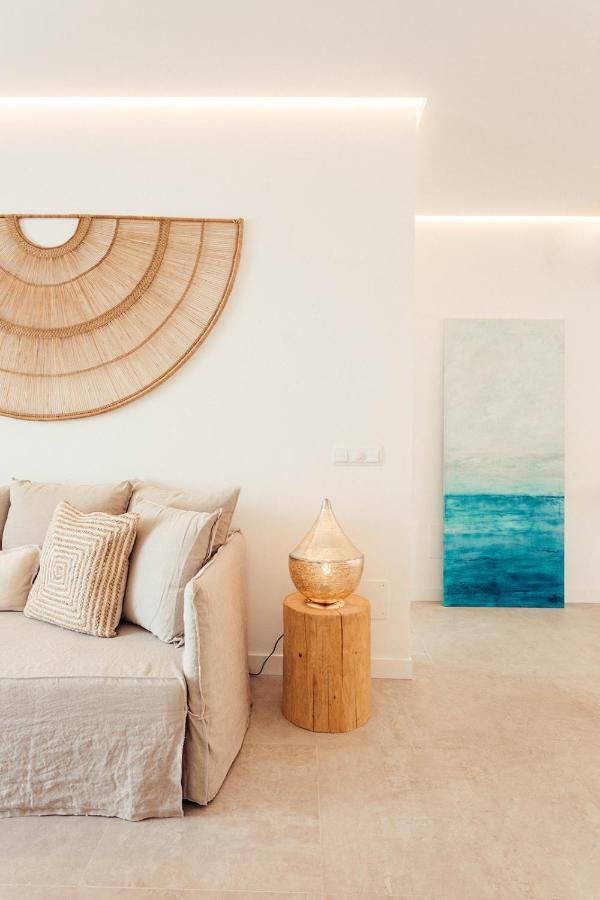 Apartamento Las Golondrinas Arenal - Adults Only Arenal d'en Castell Ngoại thất bức ảnh