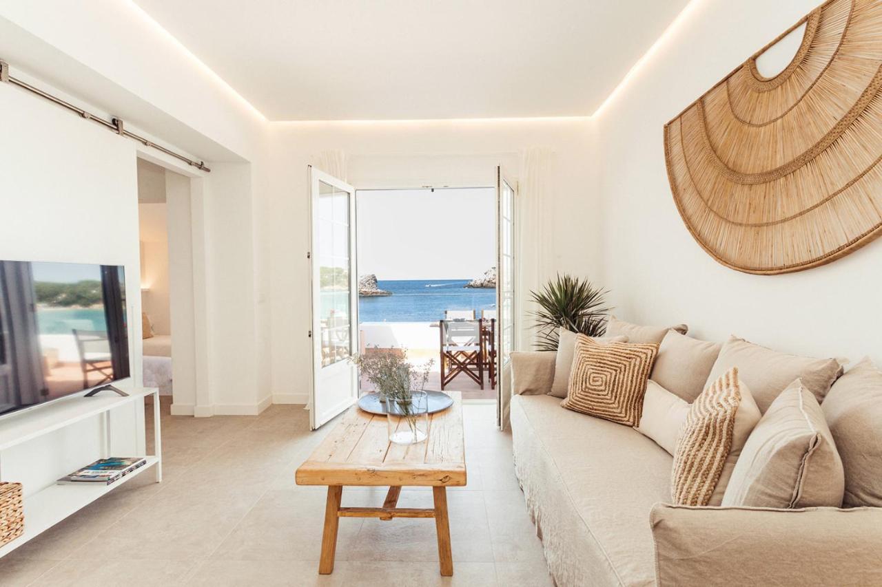 Apartamento Las Golondrinas Arenal - Adults Only Arenal d'en Castell Ngoại thất bức ảnh